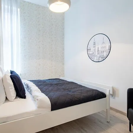 Modern Retreat For 8 Guests * Budapeşte