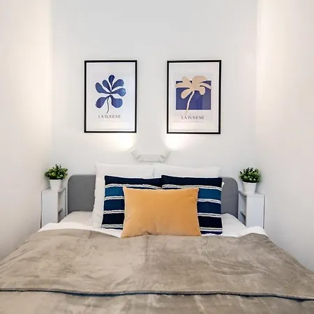 Modern Retreat For 8 Guests * Budapeşte