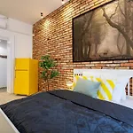 Lejlighed Modern Retreat For 8 Guests Budapest