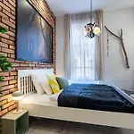 Lejlighed Modern Retreat For 8 Guests *