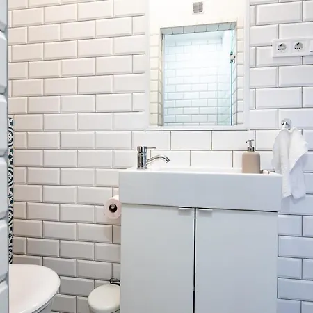Apartamento Modern Retreat For 8 Guests Budapest