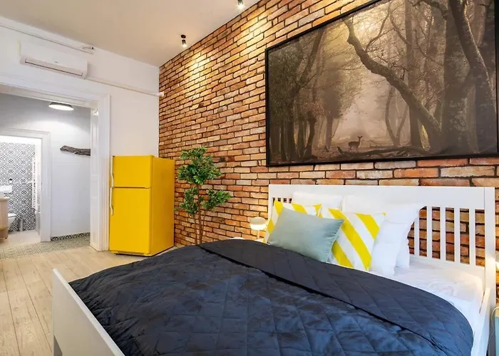 Апартаменты Modern Retreat For 8 Guests Будапешт