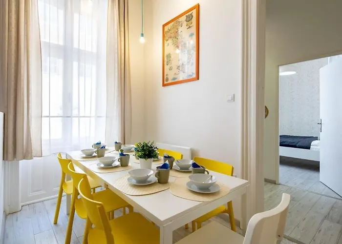 Modern Retreat For 8 Guests
