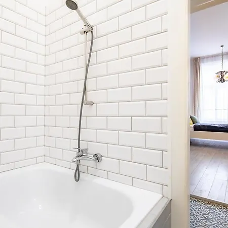 Modern Retreat For 8 Guests 아파트 부다페스트